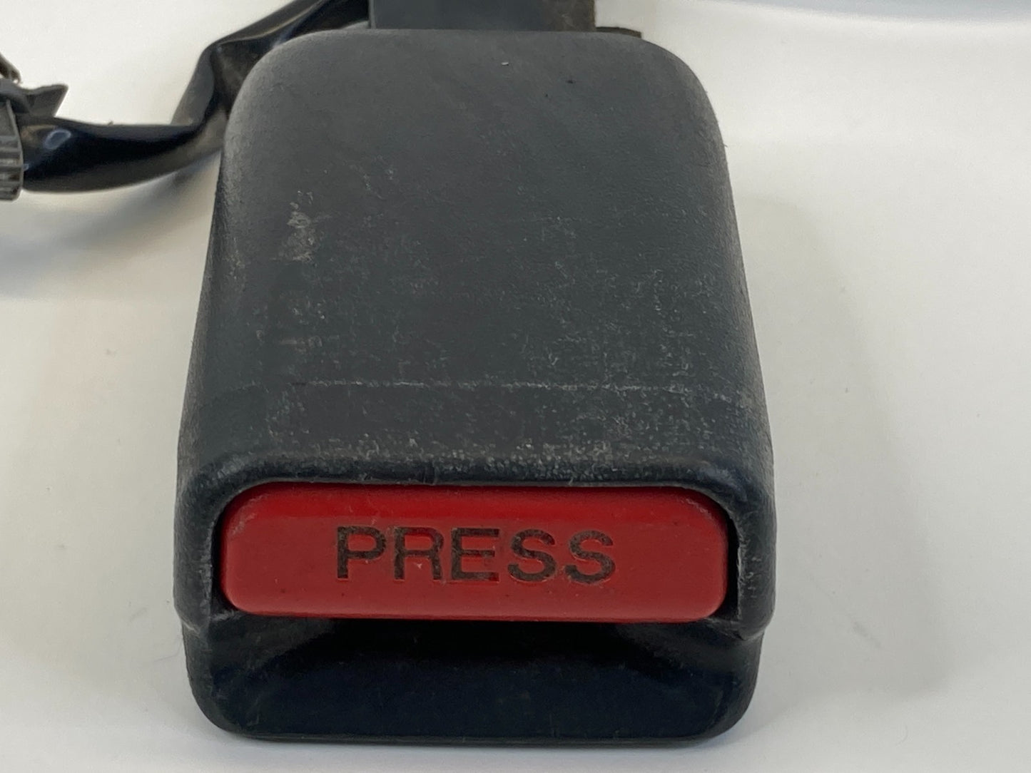 2013-2019 Nissan Sentra Sedan Front Left Driver Seat Belt End Buckle OEM