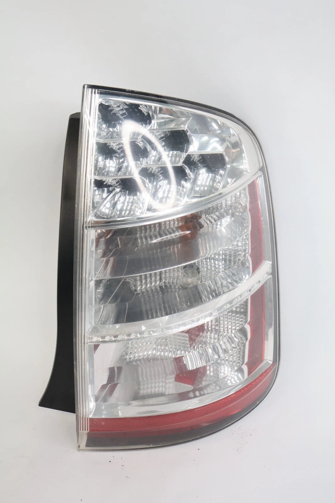 2006-2009 TOYOTA PRIUS PASSENGER SIDE TAIL LIGHT TAILLIGHT LAMP ASSEMBLY OEM