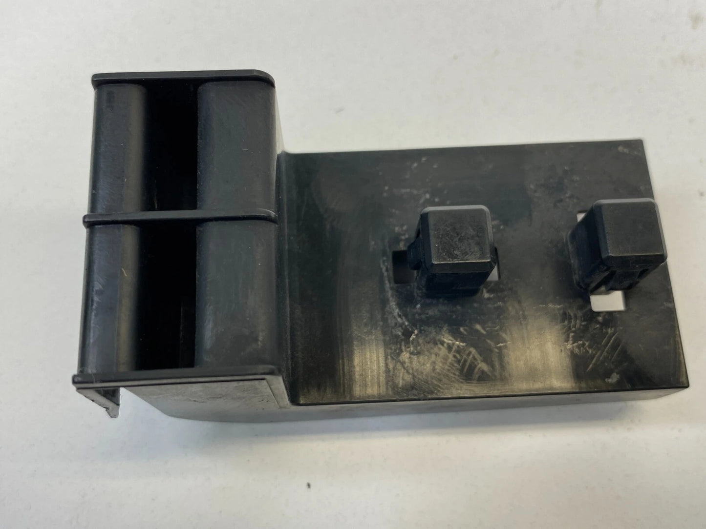 2003-2007 NISSAN MURANO FRONT BUMPER SIDE SUPPORT CLIP BRACKET OEM