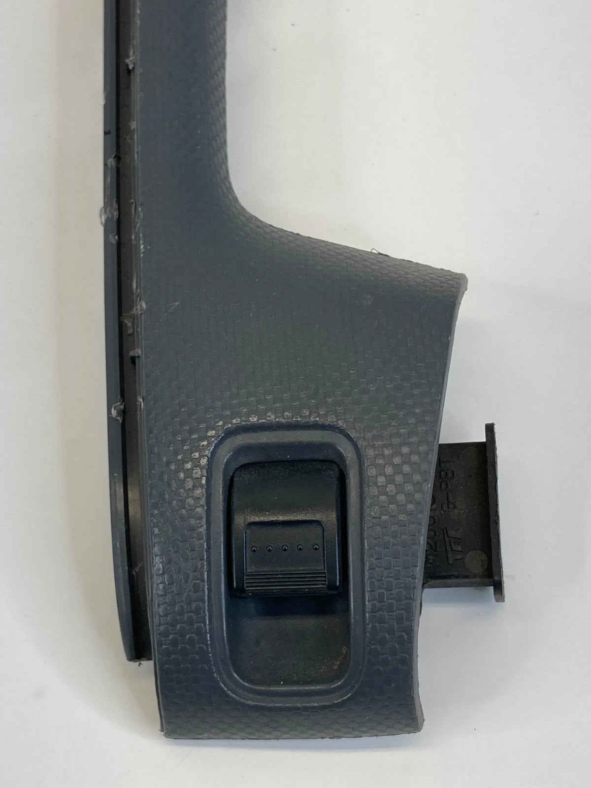 2002-2005 HONDA CIVIC REAR LEFT SIDE DOOR POWER WINDOW SWITCH BUTTON W BEZEL