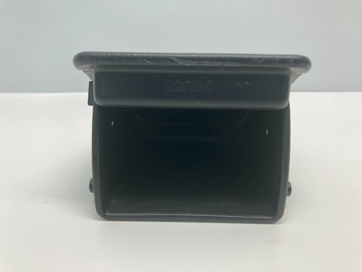 1997 97 SUBARU LEGACY DASH STORAGE COMPARTMENT COIN TRAY FUSE BOX COVER OEM