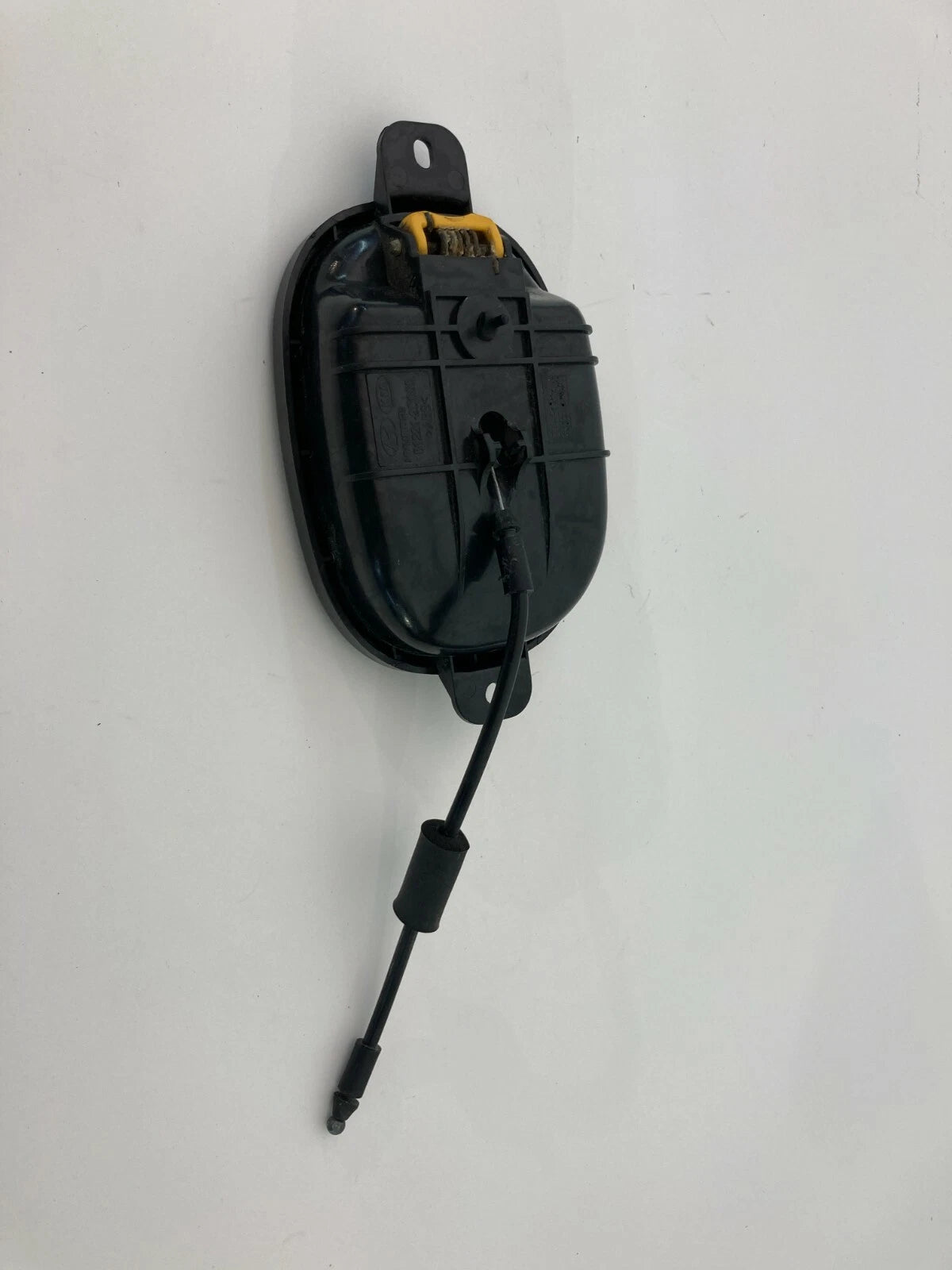 02-05 HYUNDAI SONATA REAR TRUNK INTERIOR EMERGENCY RELEASE HANDLE 812212D000 OEM