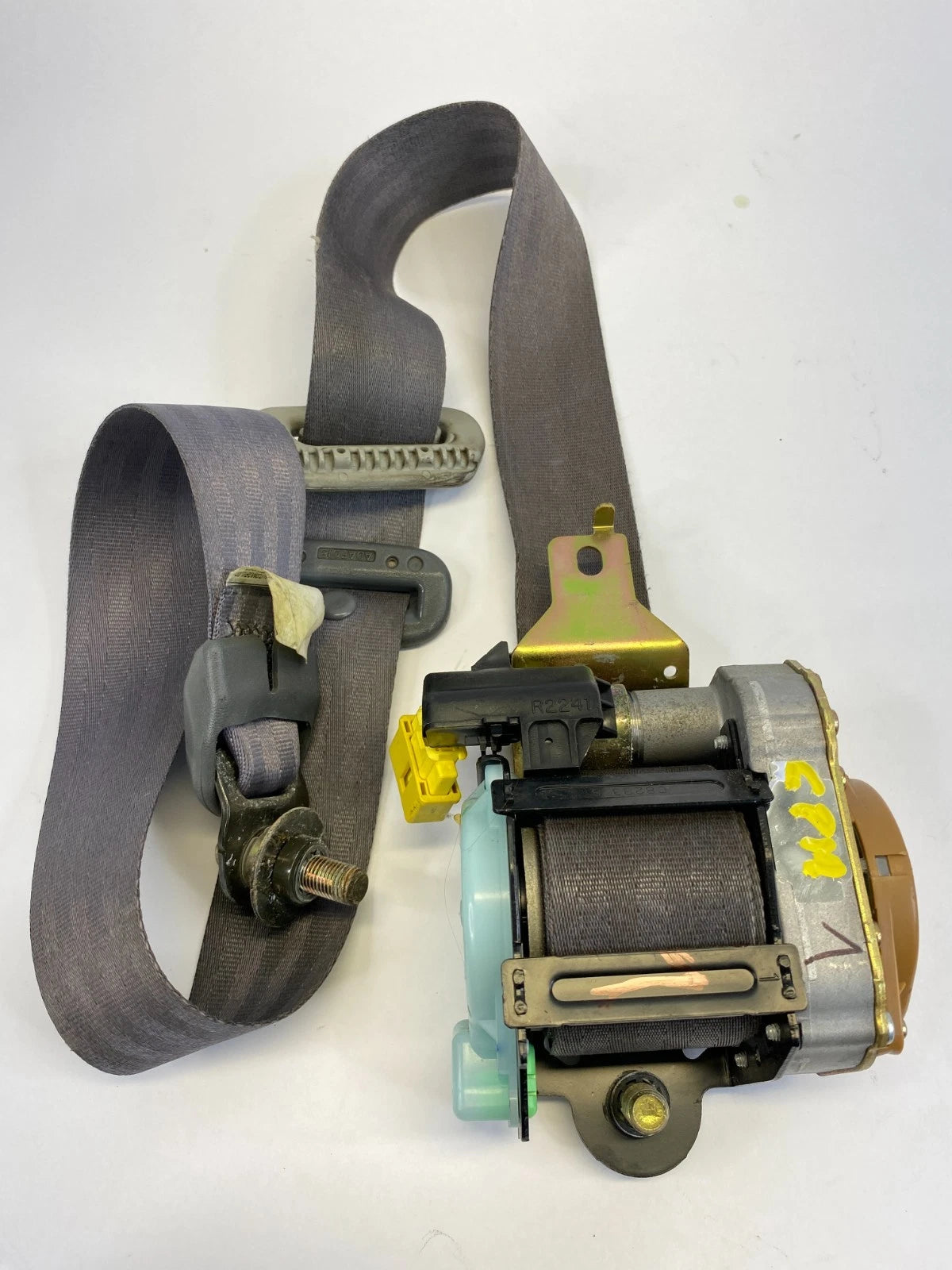 2001 2002 HONDA CIVIC FRONT LEFT DRIVER SEAT BELT RETRACTOR ASSEMBLY GRAY OEM