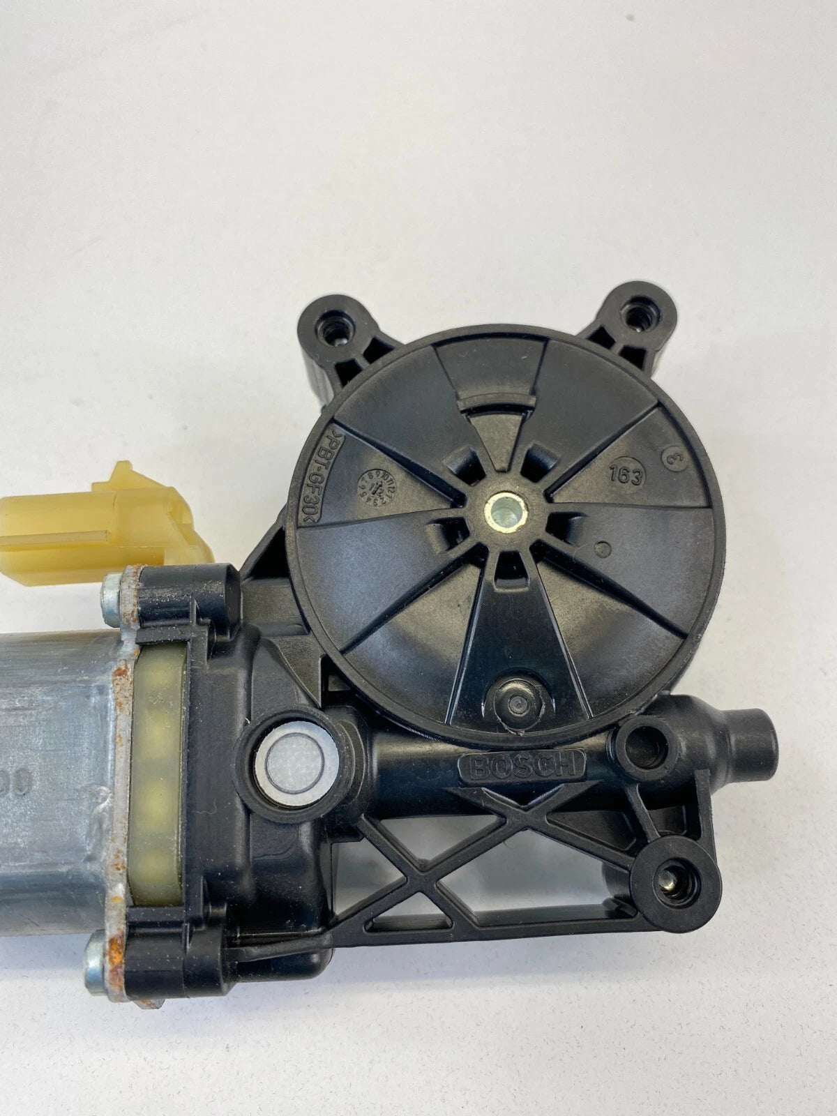 13-15 CHEVROLET MALIBU 16 LIMITED FRONT LEFT POWER WINDOW MOTOR 2 PINS 22836736