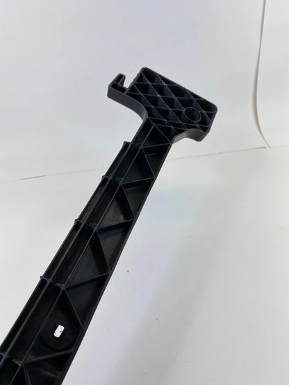2003-2007 SAAB 9-3 CONVERTIBLE REAR CENTER BUMPER COVER BRACKET HOLDER 12830169