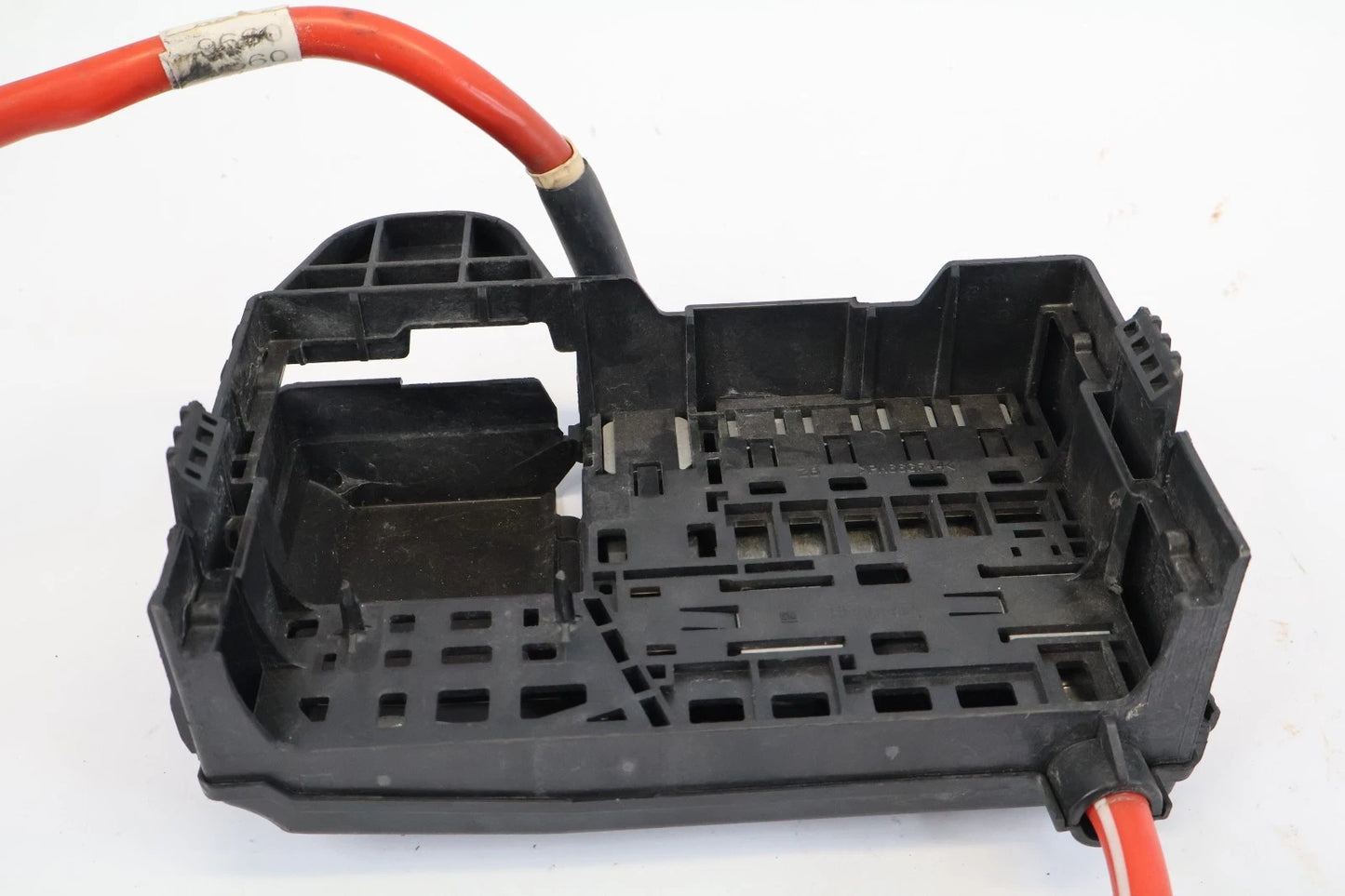 2011-2015 CHEVROLET CRUZE BATTERY TERMINAL FUSE BOX BLOCK OEM 96889385