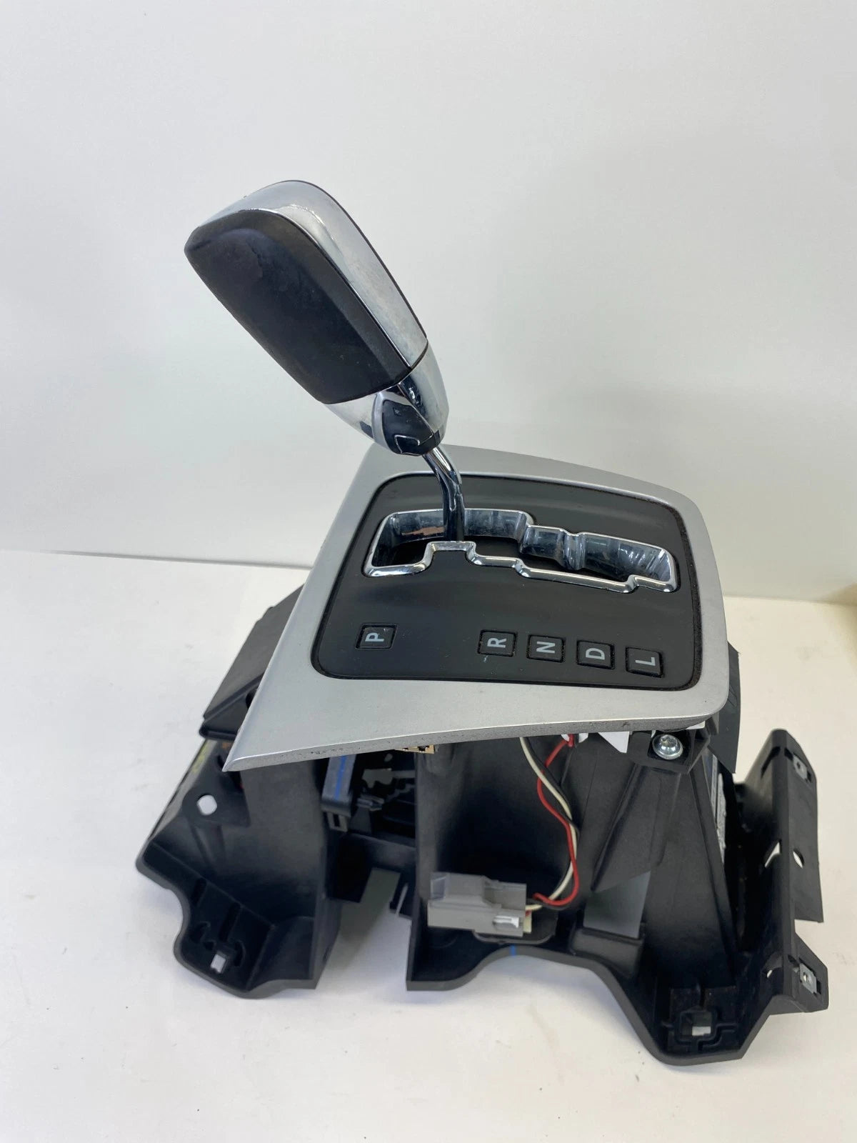 2010-2012 DODGE CALIBER AUTOMATIC GEAR SHIFTER LEVER UNIT OEM FACTORY 68059485AC