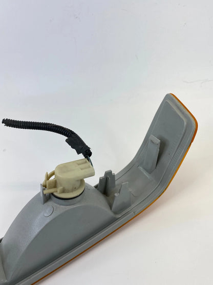 1998-2004 CHEVROLET S10 FRONT LEFT DRIVER SIDE PARK TURN SIGNAL LAMP LIGHT OEM
