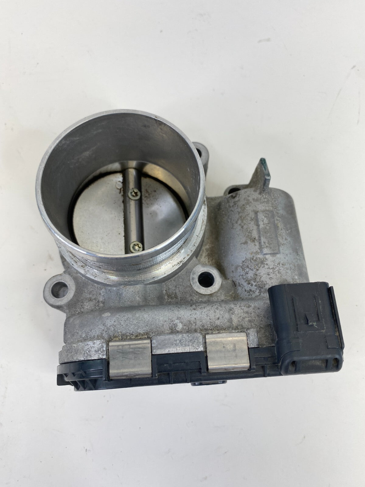 2014-2018 Ford Focus 2.0L L4 16V A/T Throttle Body Throttle Valve DS7E-9F991-BB