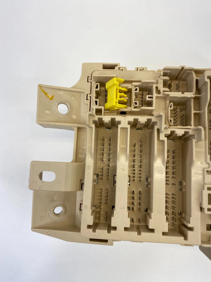 2006-2008 TOYOTA SOLARA 3.3L CONVERTIBLE INTERIOR UNDER DASH FUSE RELAY BOX OEM