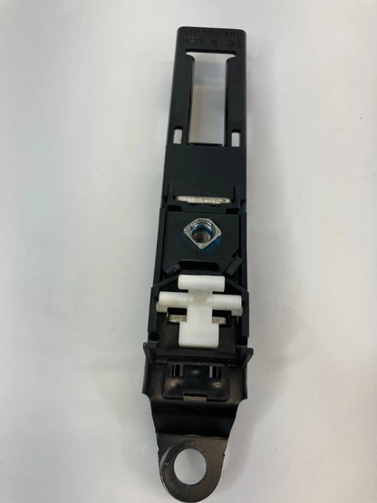 2003-2011 SAAB 9-3 93 SEDAN FRONT RIGHT SEAT BELT HEIGHT ADJUSTER 6163201 OEM