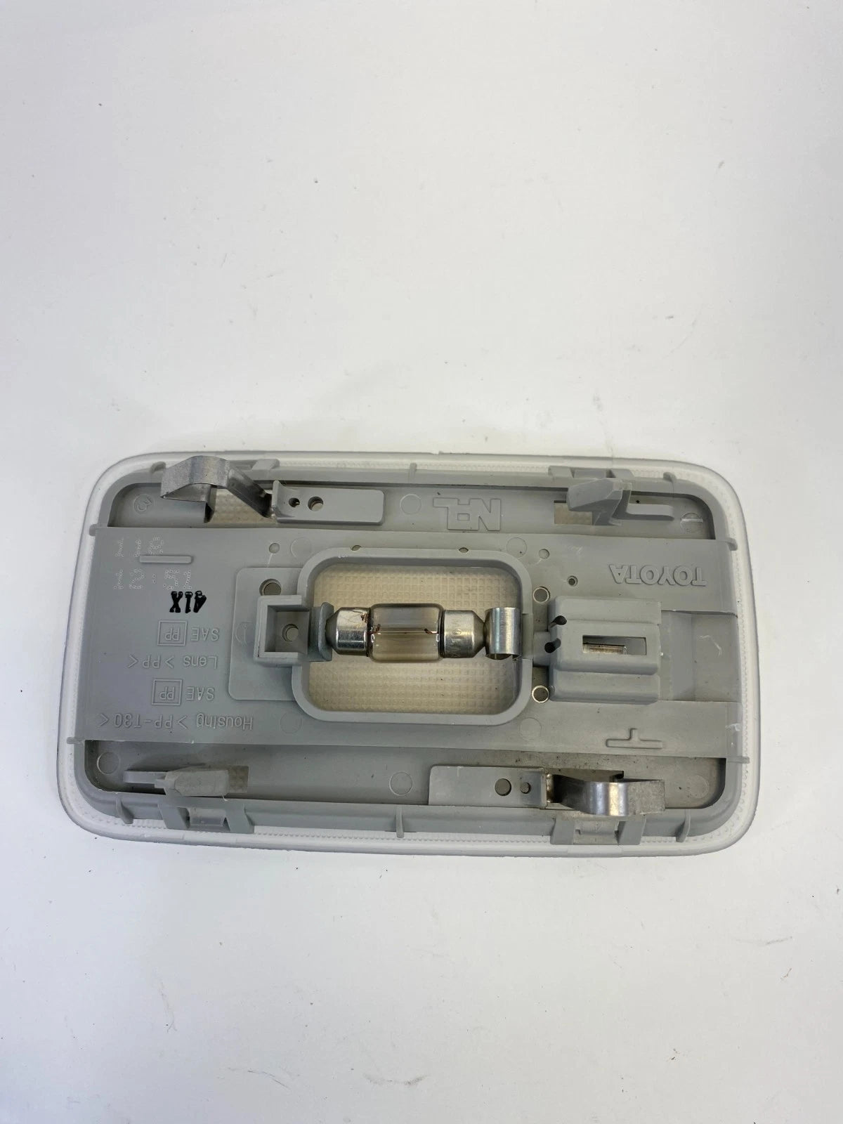 2003-2008 Pontiac Vibe Interior Rear Roof Dome Map Lamp Reading Light OEM