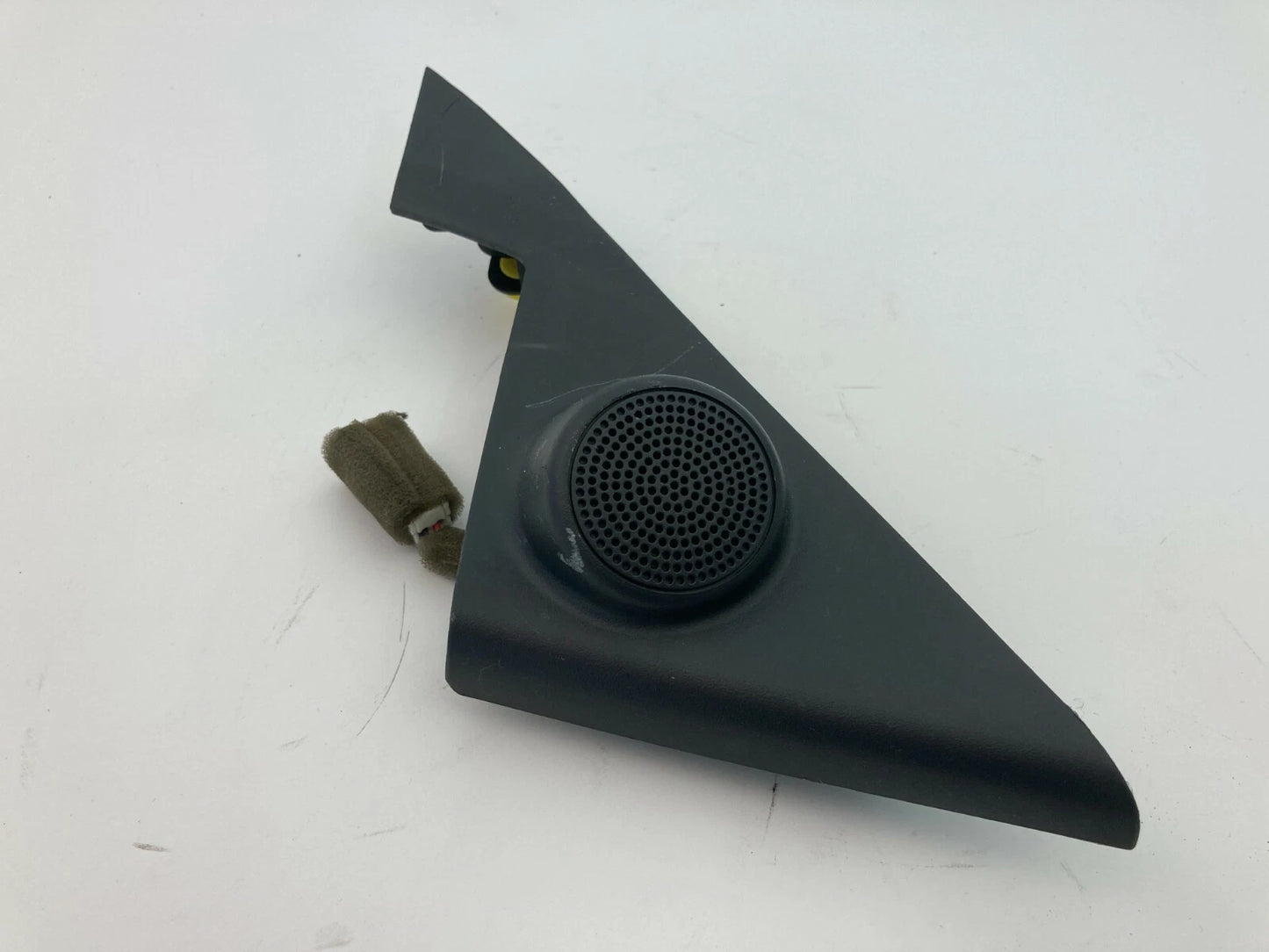06-10 KIA OPTIMA FRONT RIGHT PASSENGER SPEAKER COVER W/ TWEETER 876602G020 OEM