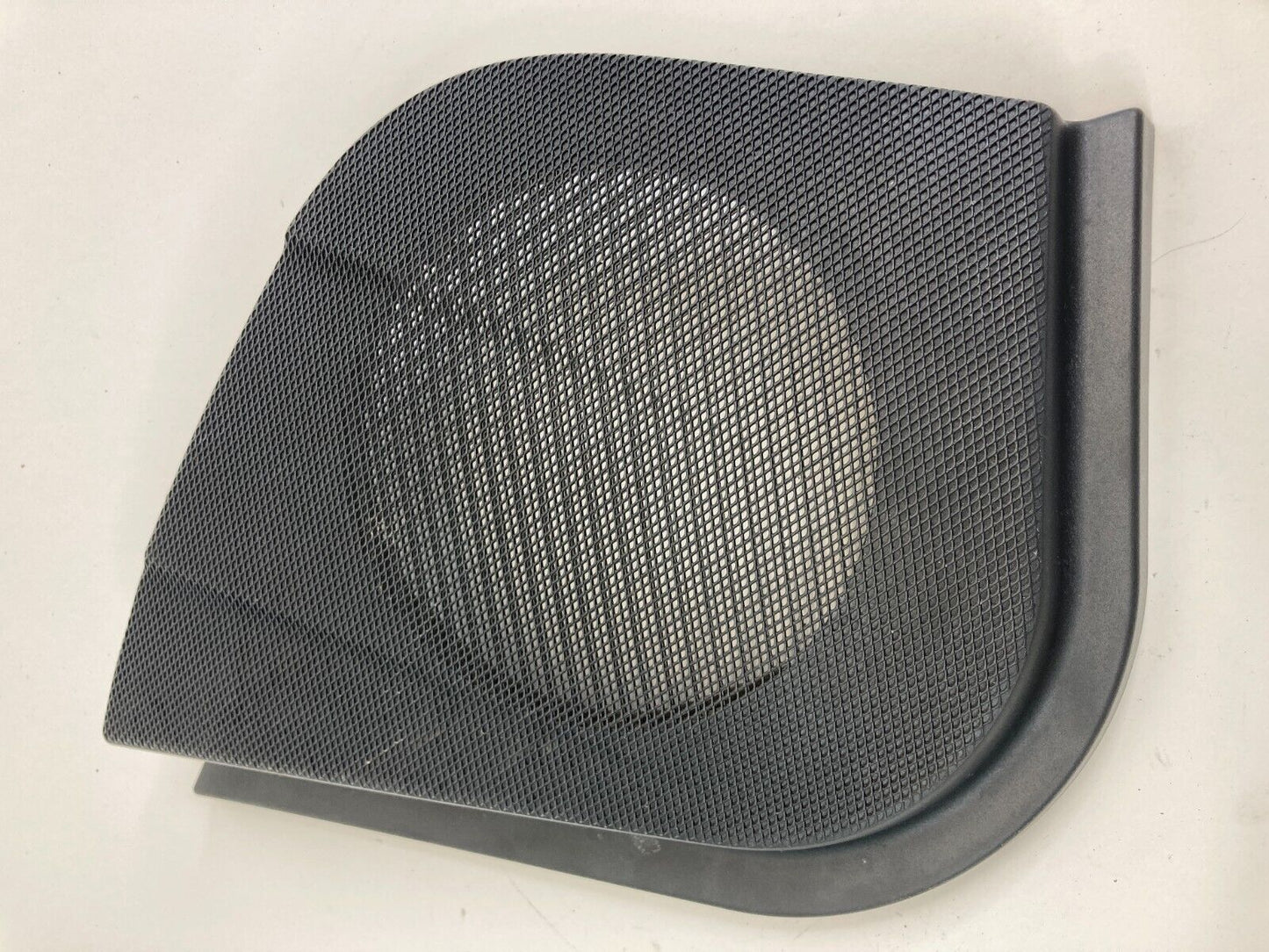 03-09 Mercedes Benz E350 Front Left Side Door Speaker Grille Cover A2117200148