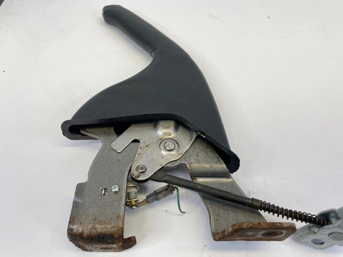 2003-2007 HONDA ACCORD SEDAN 2.4L L4 A/T EMERGENCY PARKING BRAKE HANDLE LEVER