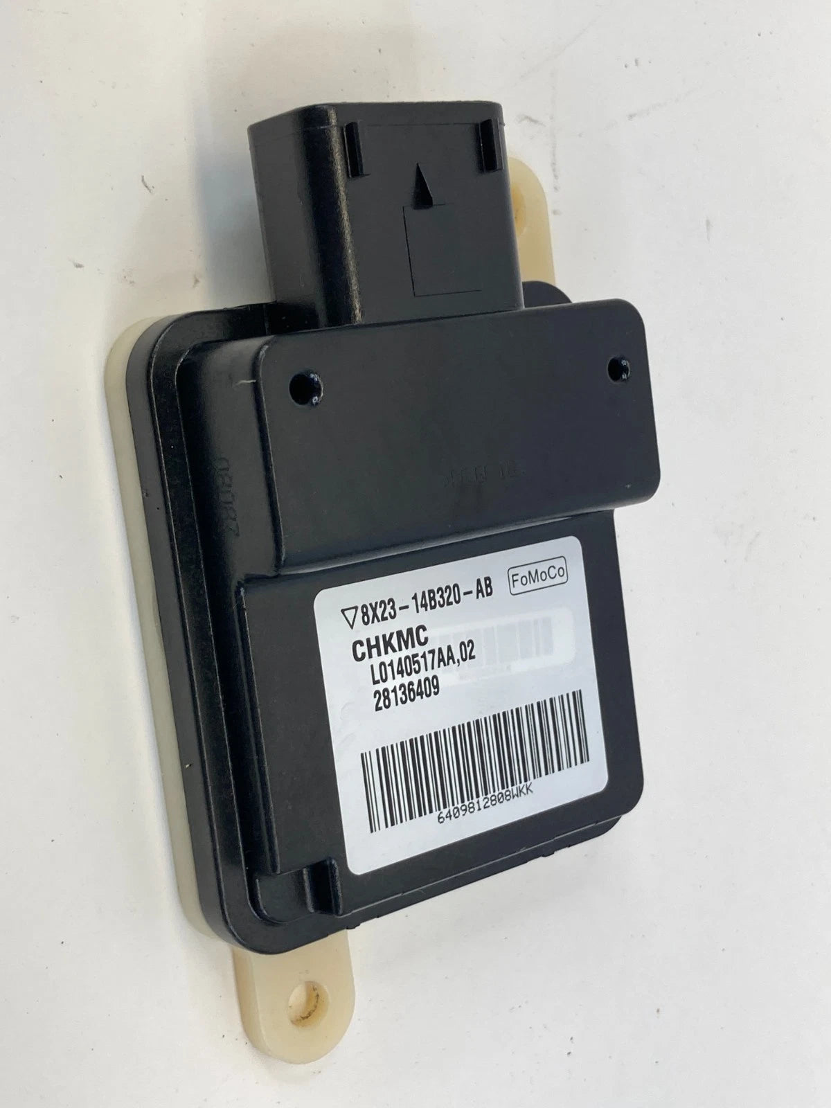 2009-2011 JAGUAR XF PASSENGER SEAT SENSOR WEIGHT CONTROL MODULE 8X2314B320AB OEM