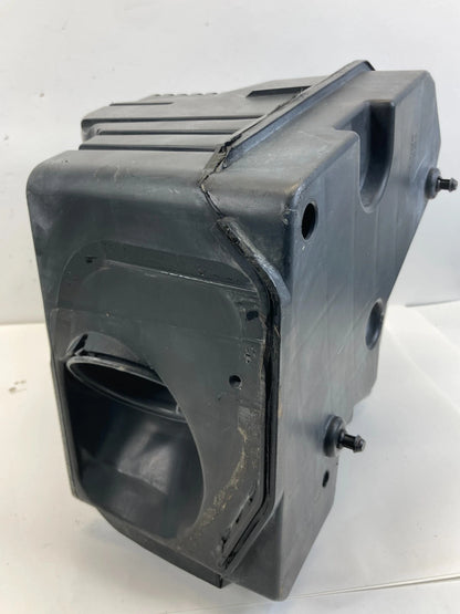 2000-2005 CHEVROLET MONTE CARLO 3.8L AIR INTAKE CLEANER BOX ASSEMBLY OEM