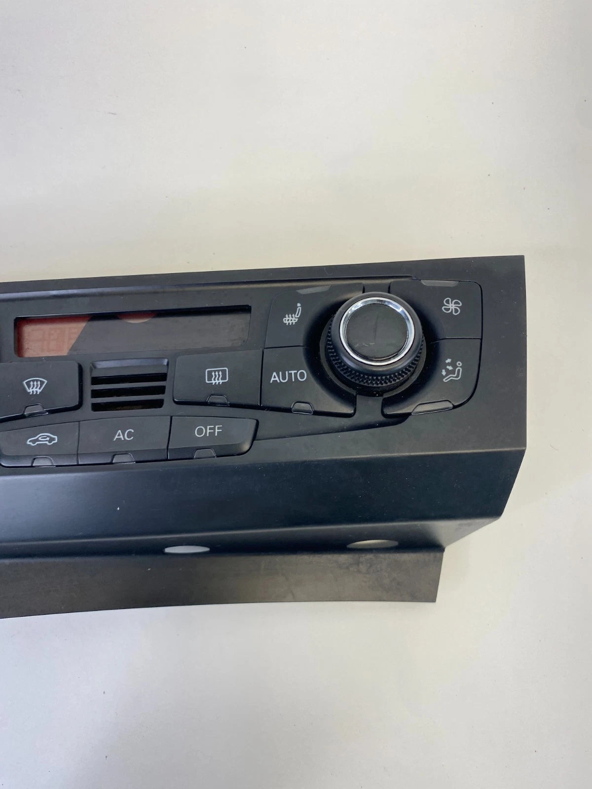 2008-2014 AUDI A5 QUATTRO 09-12 AUDI A4 HVAC A/C CLIMATE CONTROL 8T1-820-043-AC