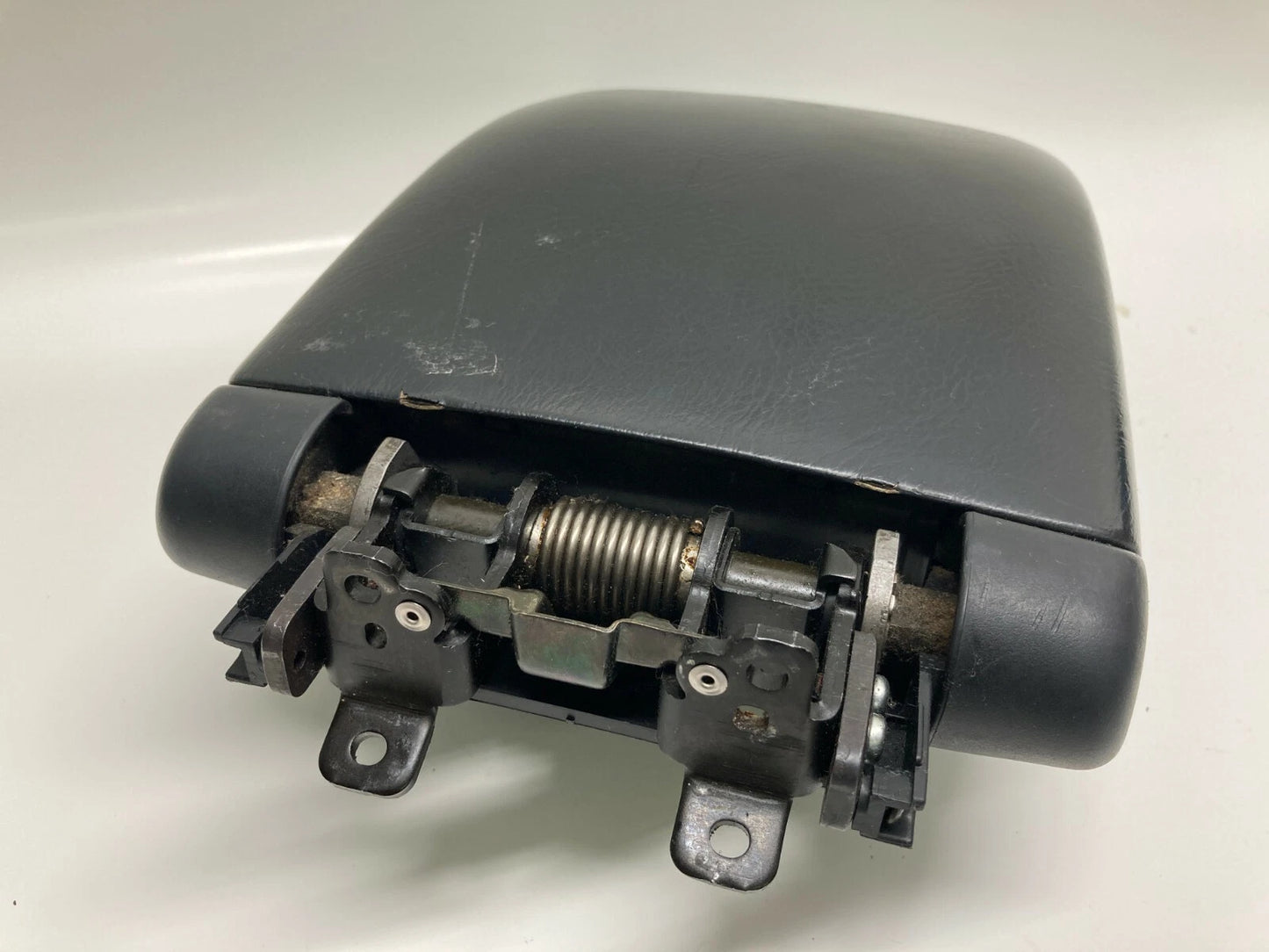 2001-2006 ACURA MDX CENTER CONSOLE ARMREST STORAGE BOX CUP HOLDER ASSEMBLY OEM