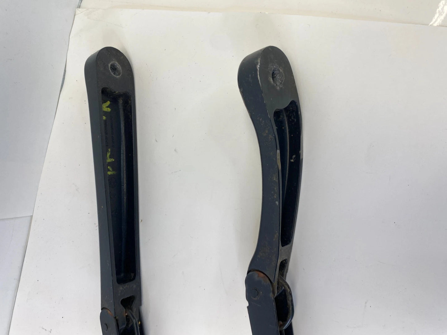 2006 2007 SAAB 9-3 FRONT WINDSHIELD WIPER ARM PAIR LH RH OEM FACTORY 12761936