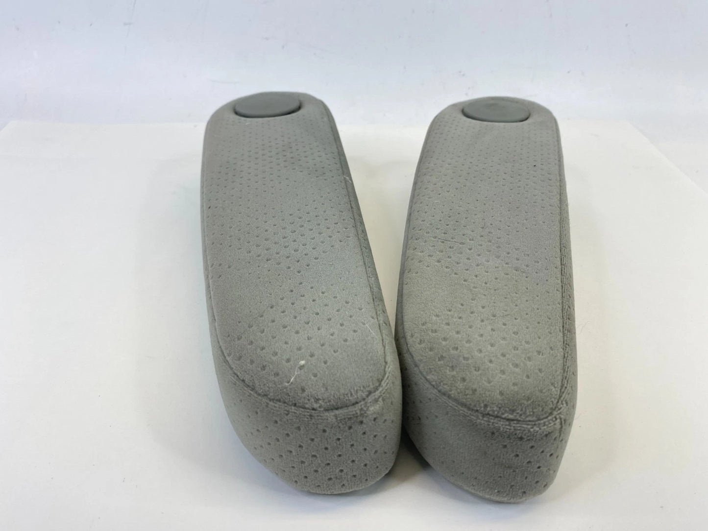05-10 HONDA ODYSSEY REAR LEFT SIDE LEFT & RIGHT POSITION SEAT ARMREST ARM REST
