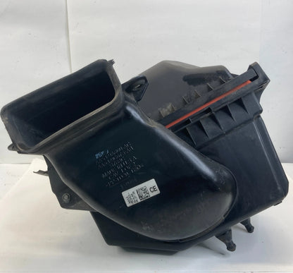 10-19 LINCOLN MKT 3.5L TURBO AIR INTAKE CLEANER FILTER BOX HOUSING AA539C652CE