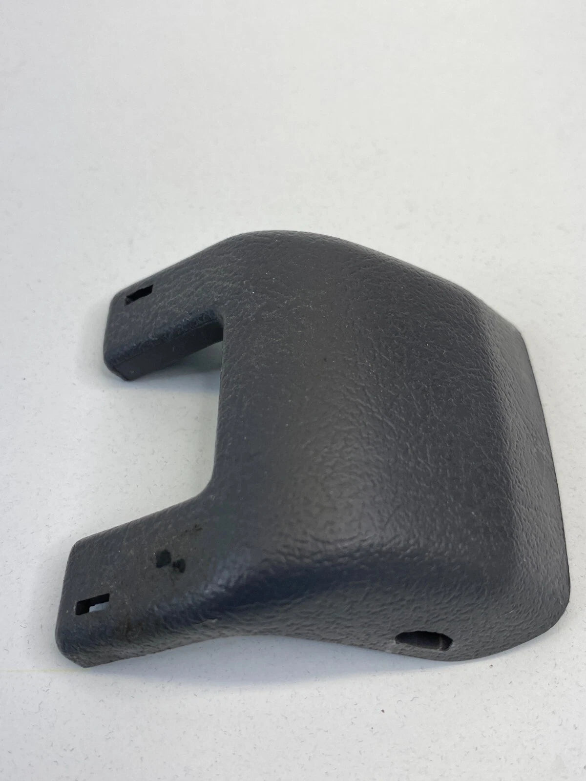 98-02 HONDA ACCORD SEDAN REAR RIGHT OUTER SEAT TRACK END COVER TRIM 81195SM4J000