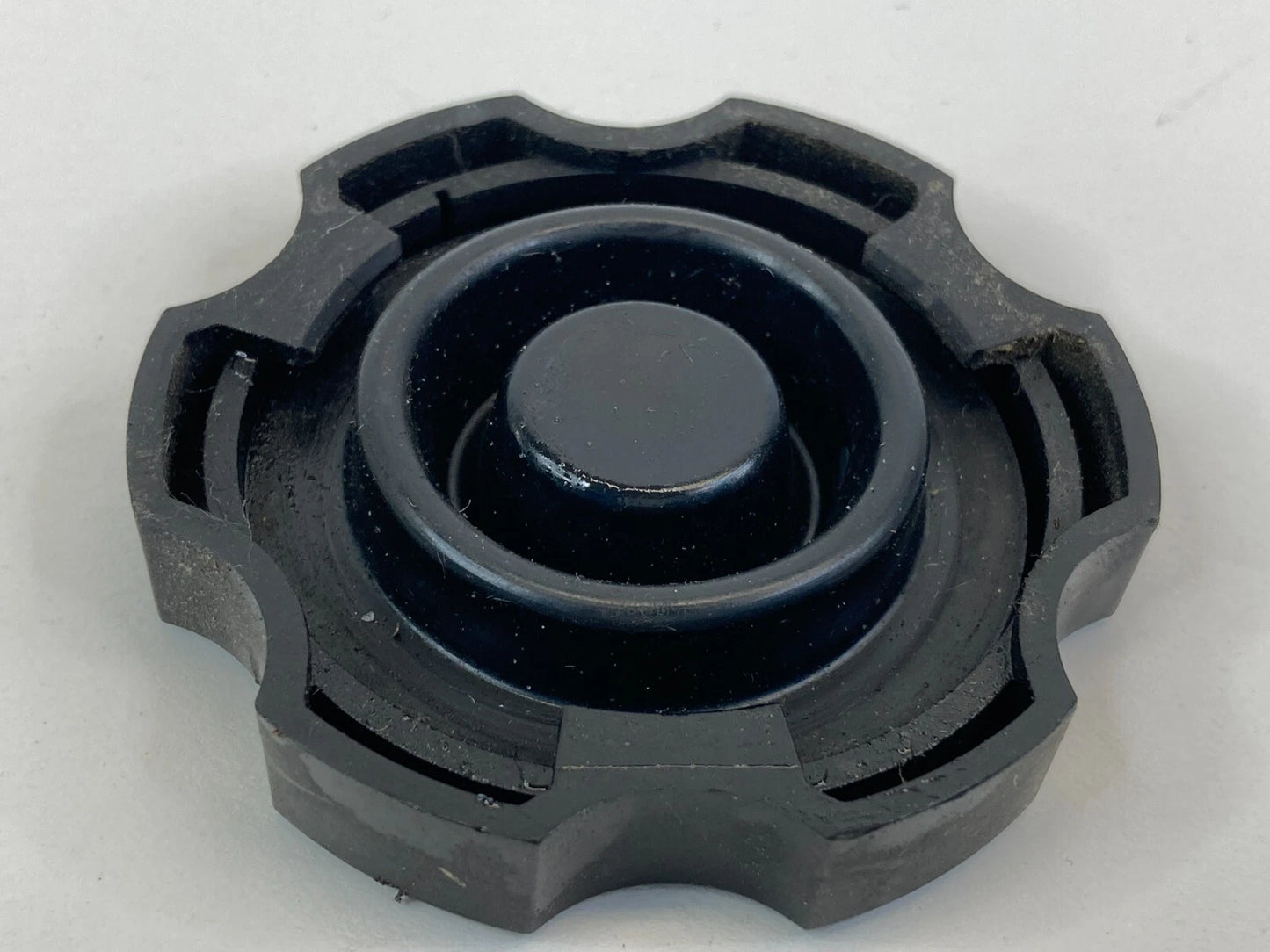 2005-2010 PONTIAC G6 BRAKE MASTER CYLINDER RESERVOIR BOTTLE CAP TOP LID OEM