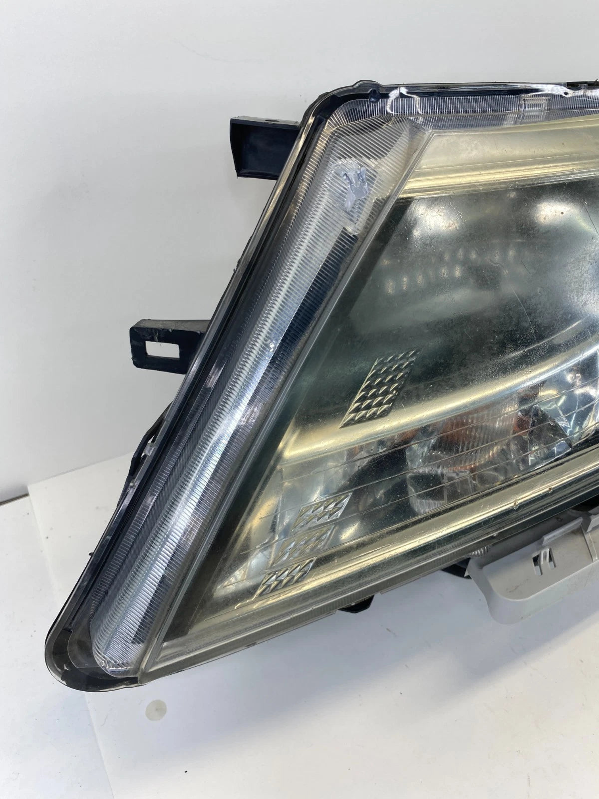 2013-2016 NISSAN PATHFINDER LEFT DRIVER SIDE HALOGEN HEADLIGHT HEADLAMP OEM