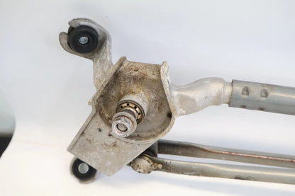 2011-2014 TOYOTA SIENNA FRONT WINDSHIELD WIPER MOTOR W/ LINKAGE 85110-08020 OEM