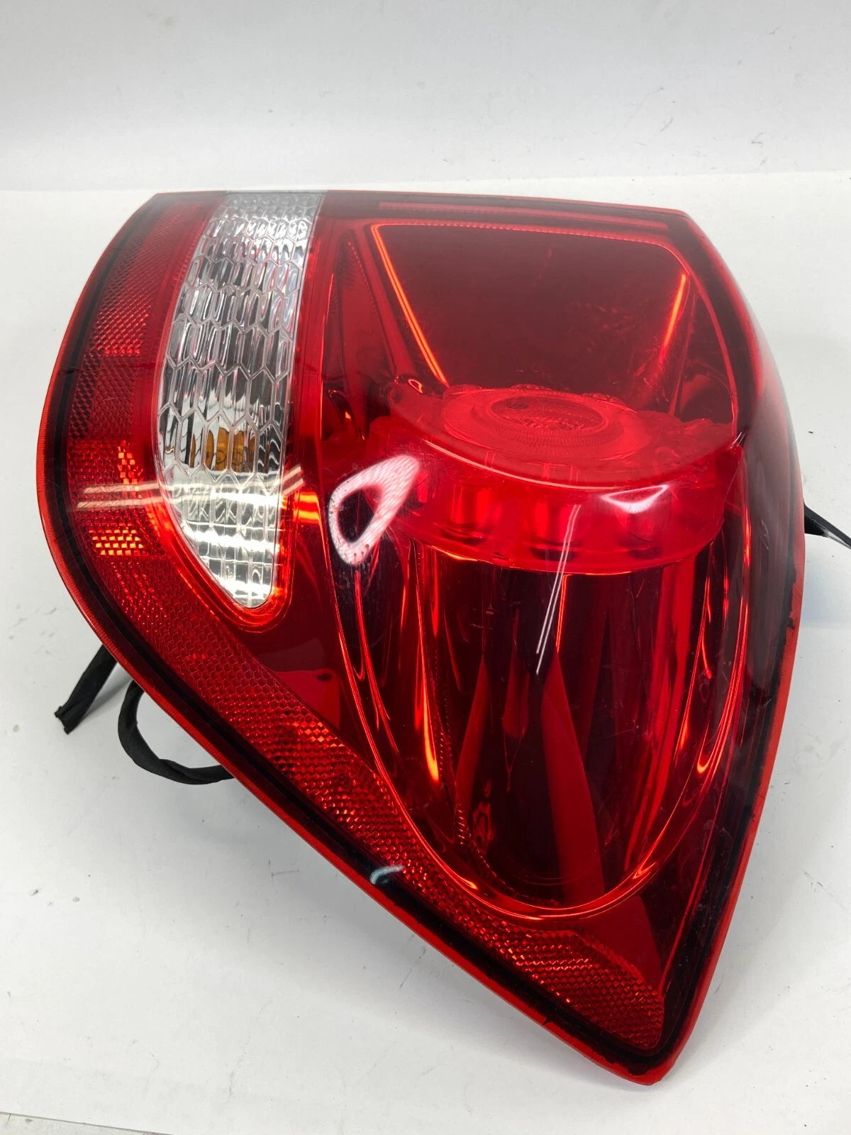 2011-2020 DODGE JOURNEY REAR TAILLIGHT LAMP RIGHT SIDE TAILLIGHT 68078464AD OEM