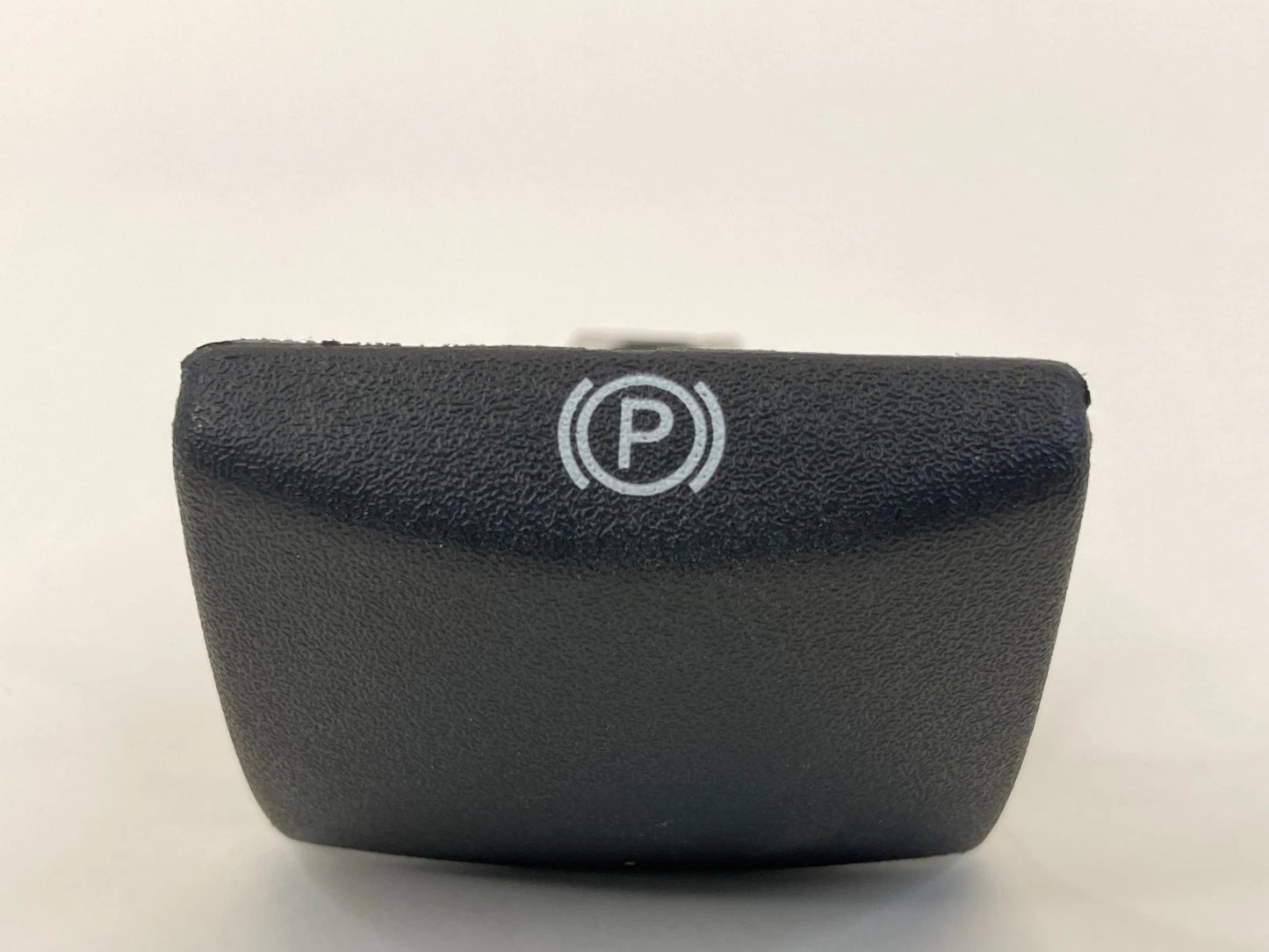 2004-2009 CADILLAC CTS EMERGENCY PARKING BRAKE RELEASE HANDLE LEVER 25716230 OEM