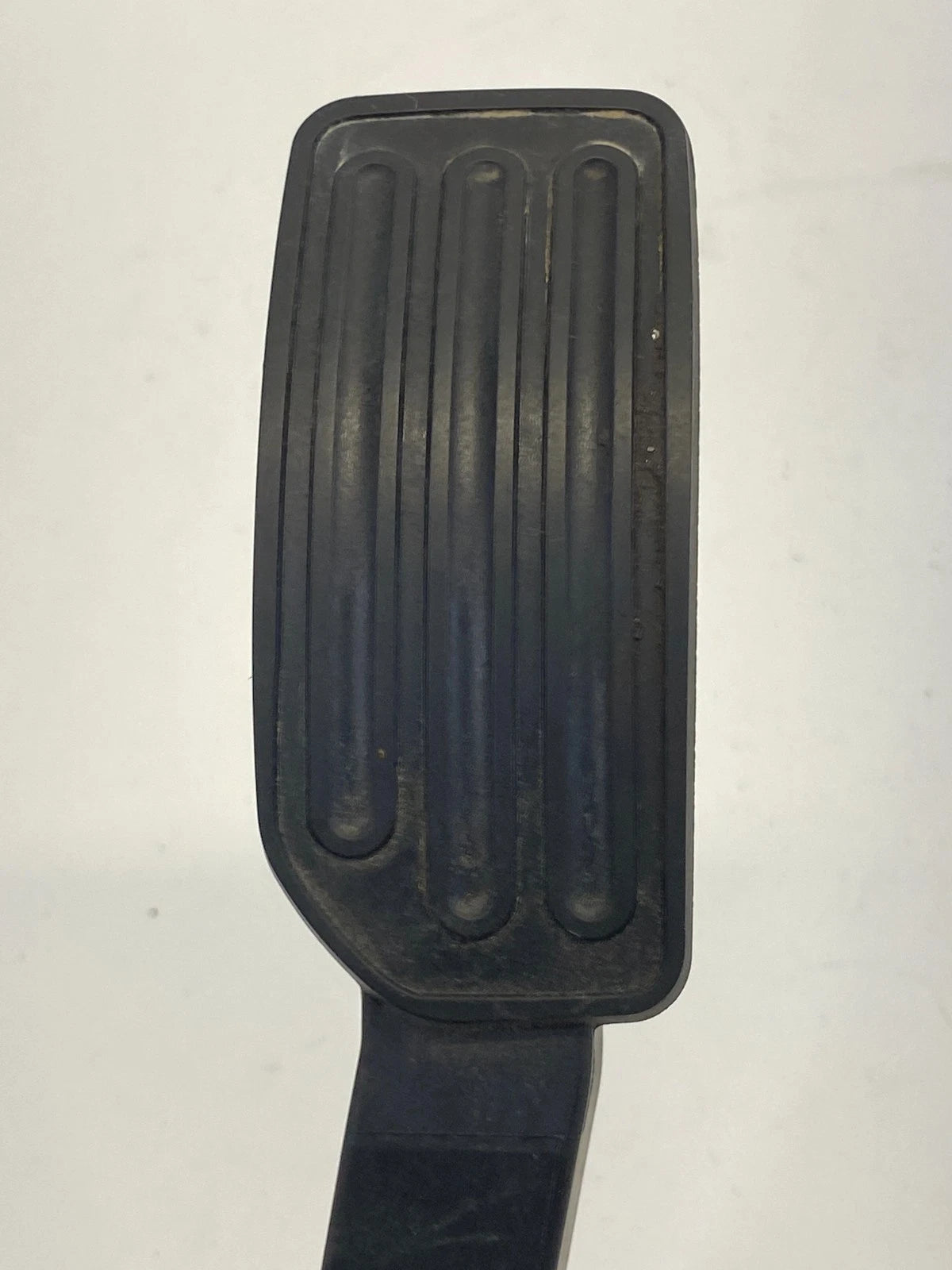 2013-2019 NISSAN SENTRA S SV SR SL ACCELERATOR GAS PEDAL ASSEMBLY 18002-3RA0 OEM
