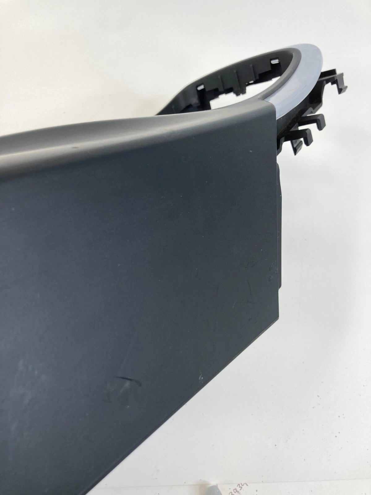 11-13 BUICK REGAL AUTOMATIC CENTER CONSOLE UPPER COVER PANEL TRIM 13245742 OEM