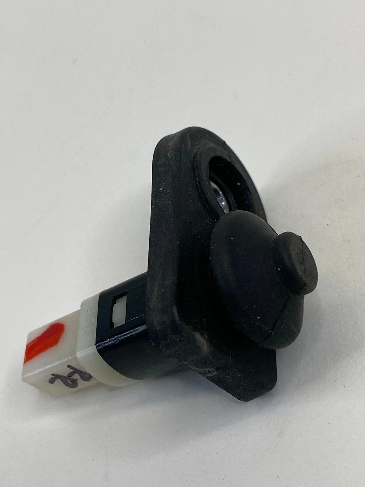 2007-2015 HYUNDAI SONATA 06-17 AZERA REAR RIGHT DOOR JAMB AJAR SWITCH SENSOR OEM