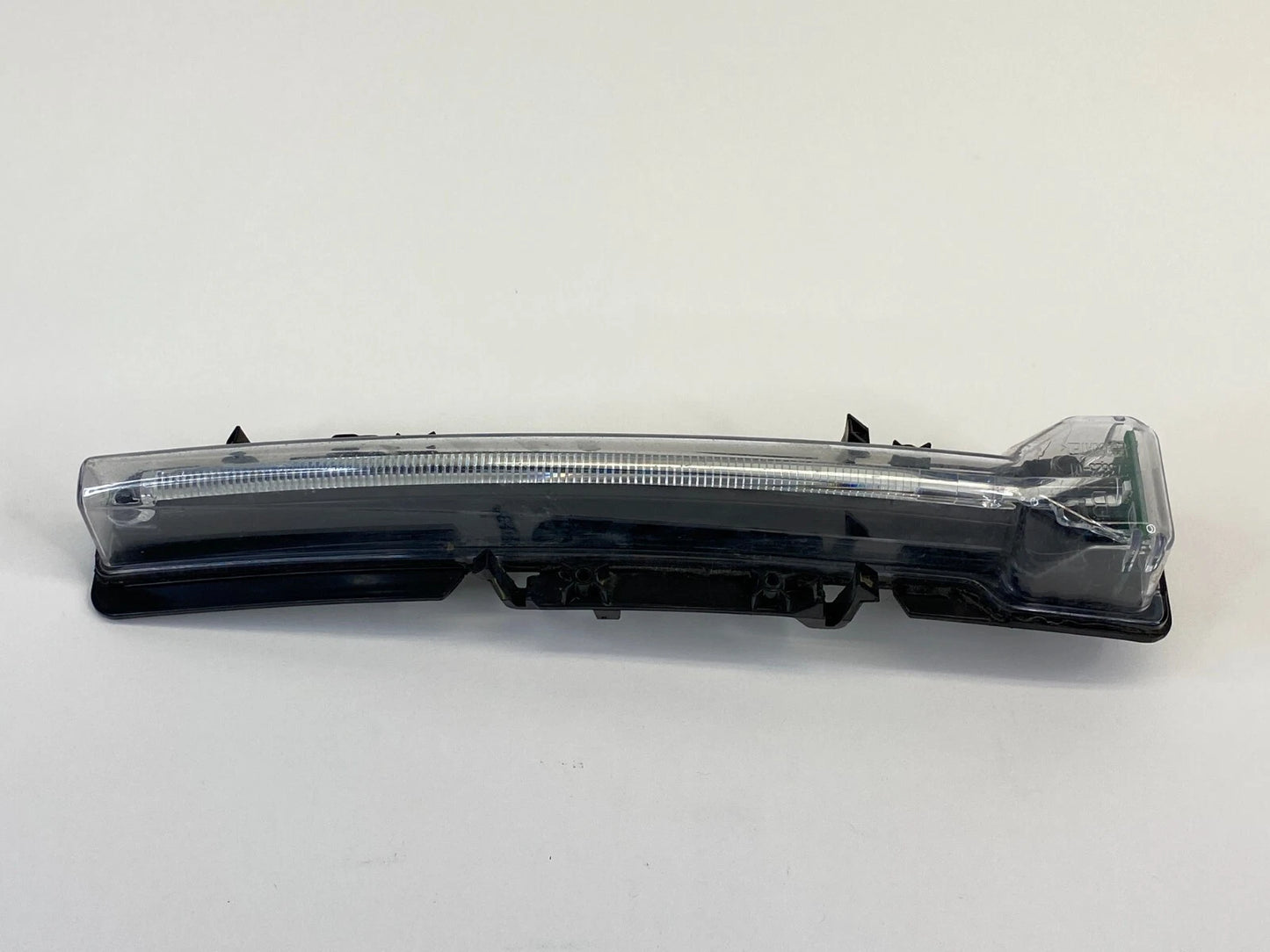 2010-2019 FORD TAURUS FRONT LEFT DRIVER TURN SIGNAL LIGHT AG13-13B221-AB OEM