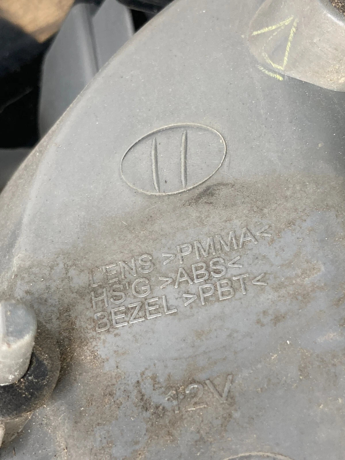 14-16 HYUNDAI ELANTRA REAR LEFT DRIVER TAIL LIGHT TAILLIGHT OUTER KOREA BUILT