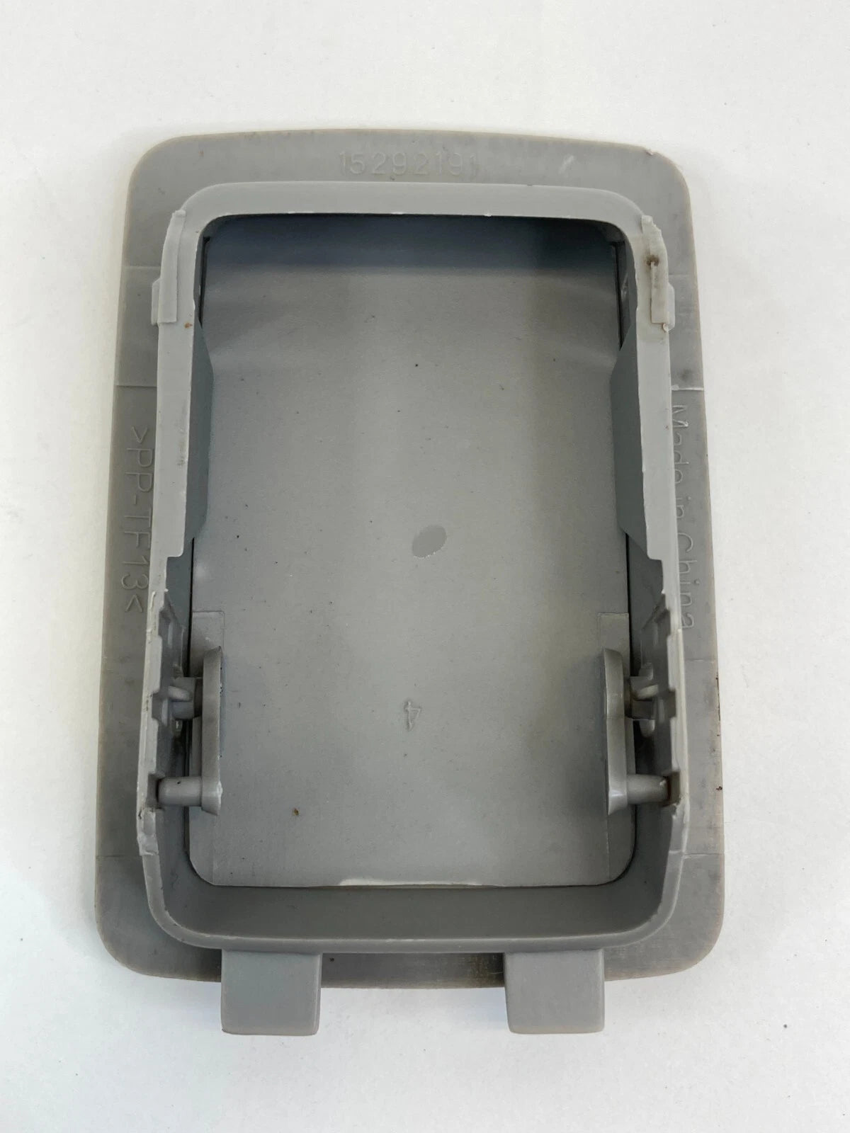 05-10 CHEVROLET COBALT COUPE REAR SEAT CHILD SAFETY ANCHOR COVER CAP 15292191