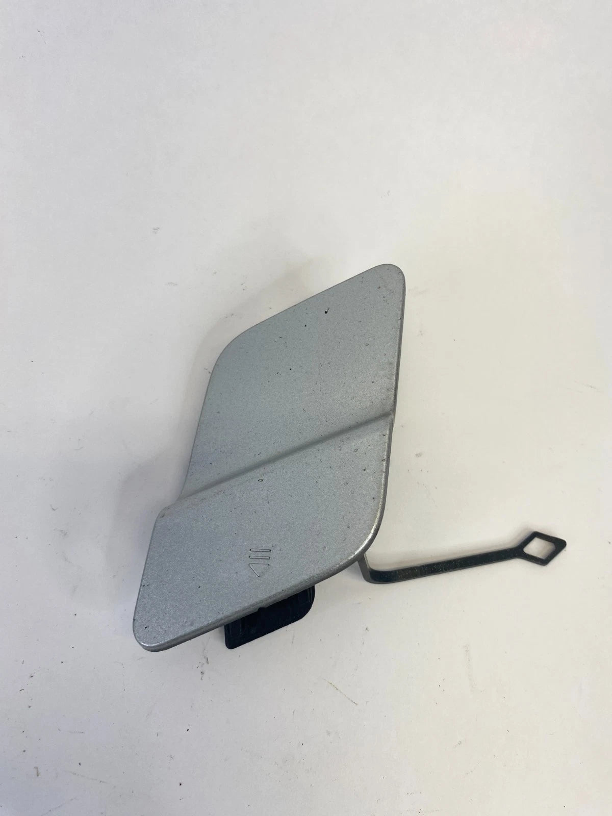 2010-2012 MERCEDES-BENZ GLK350 FRONT BUMPER TOW HOOK COVER CAP OEM A2048850224