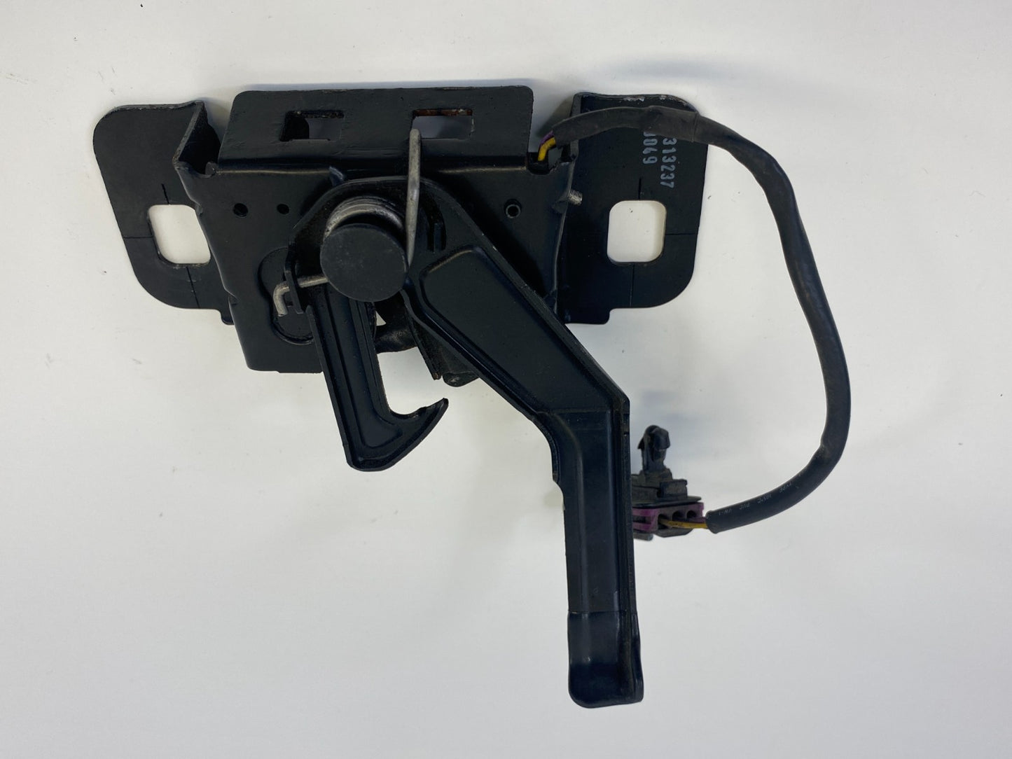 2011 11 Buick Regal Front Hood Lock Latch Release Actuator Assembly 13313237 OEM