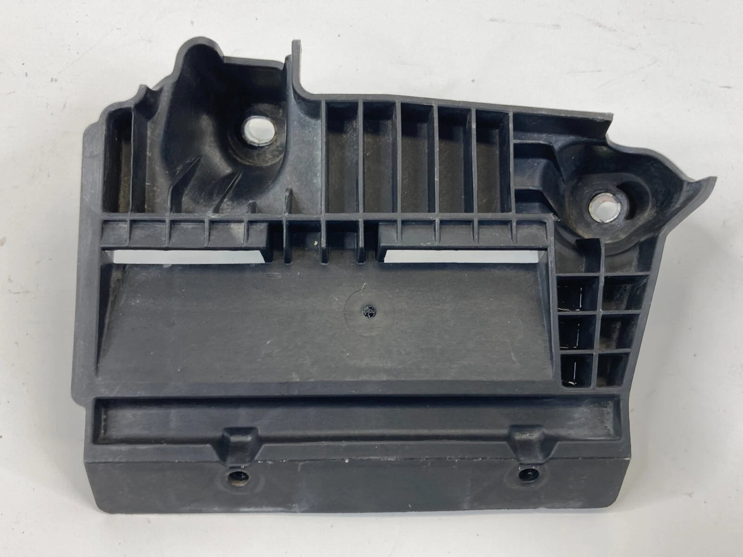 2013-2020 FORD FUSION BATTERY TRAY BRACKET MOUNT HOLDER DG93-10663 OEM