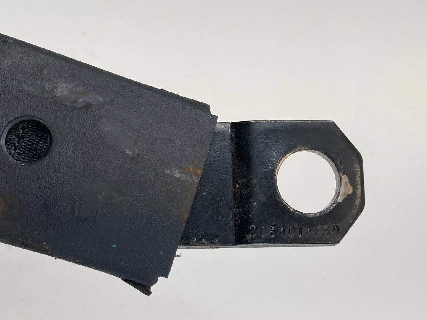 2001-2005 Chrysler PT Cruiser Front Left Driver Side Seat Belt Buckle OEM