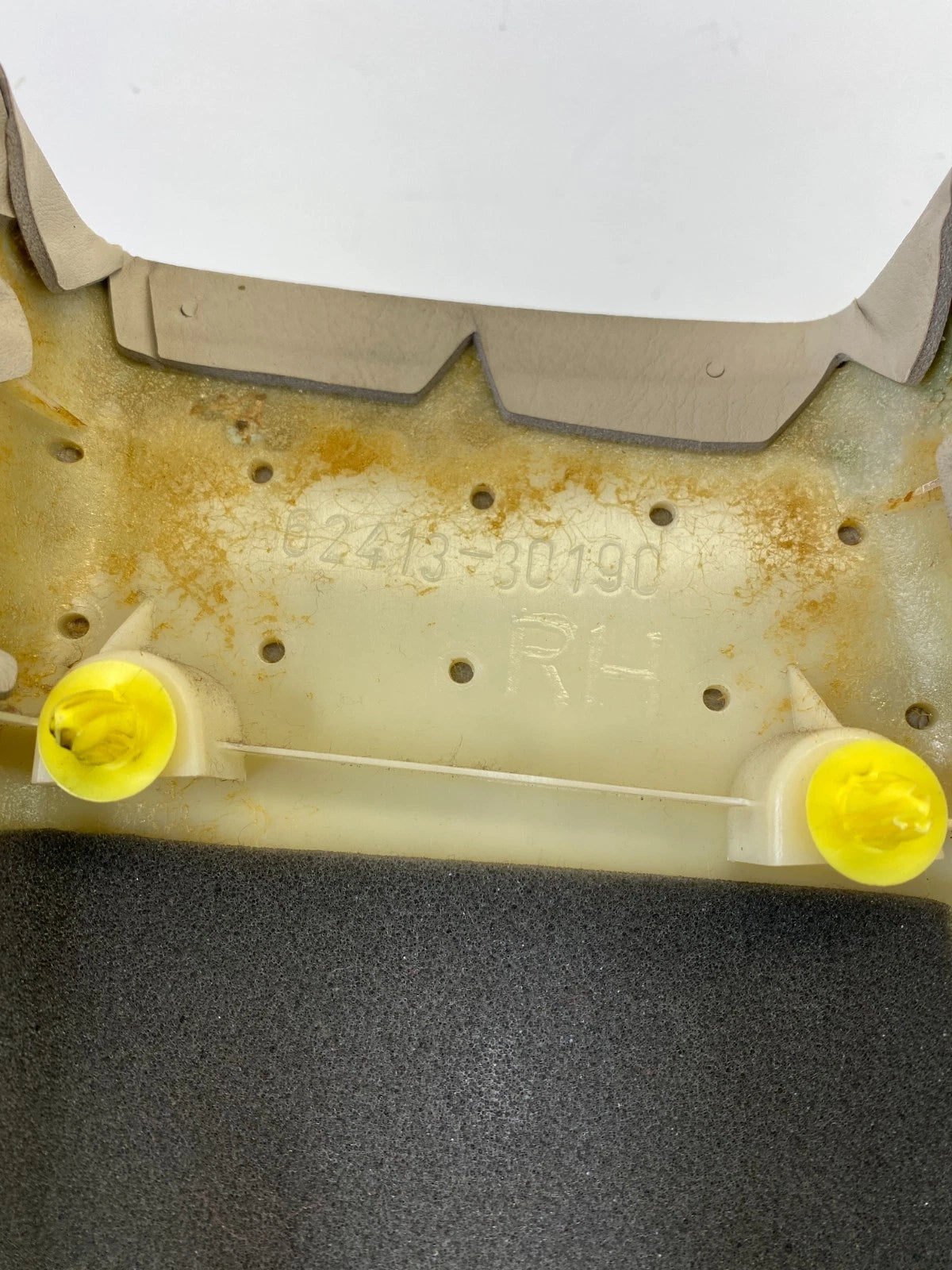 1998-2005 LEXUS GS300 FRONT RIGHT INTERIOR LOWER B PILLAR TRIM COVER 62413-30190