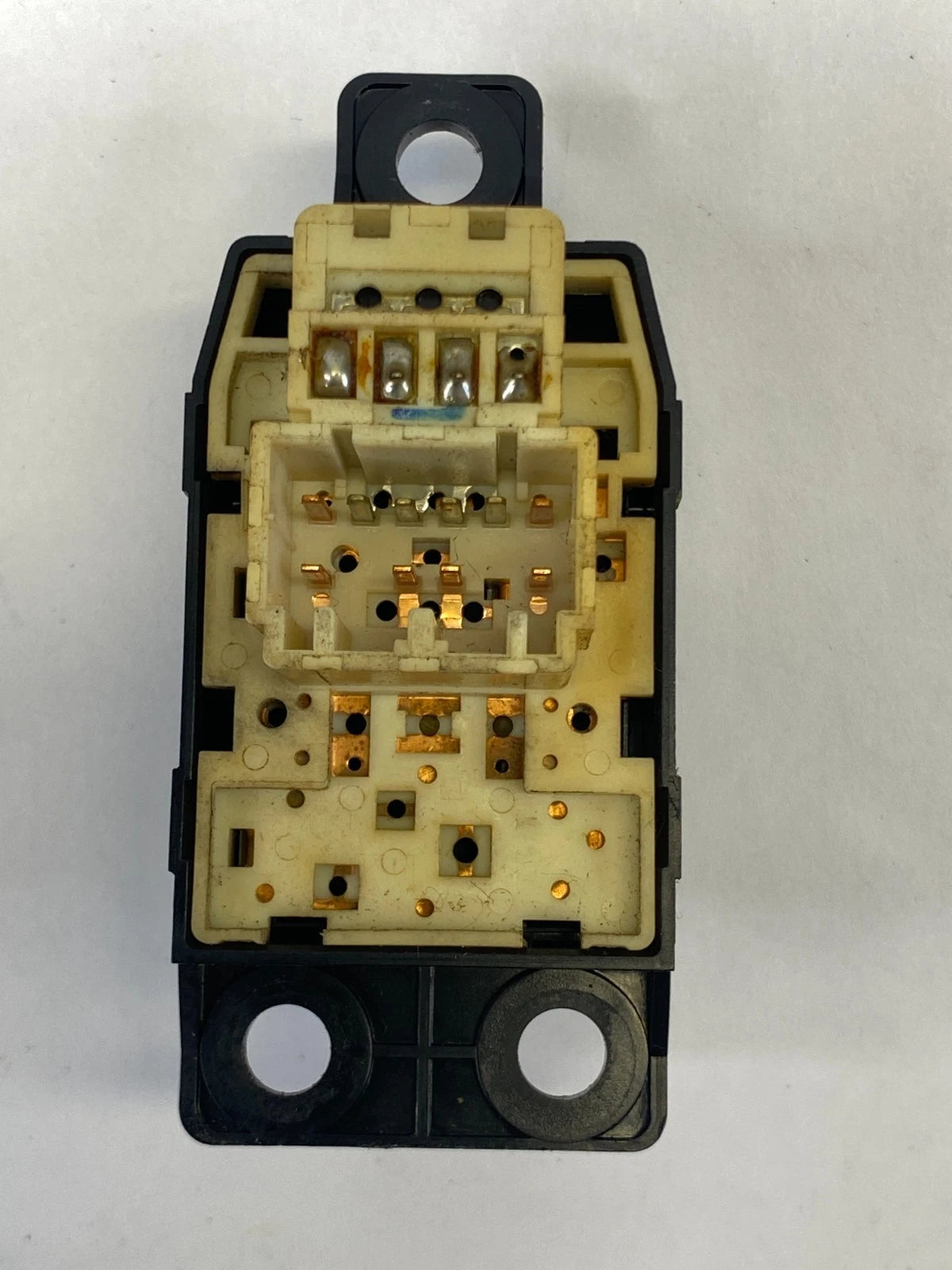 2010-2013 KIA FORTE DOOR SIDE MIRROR CONTROL SWITCH W/ POWER FOLDING 93560-1M100