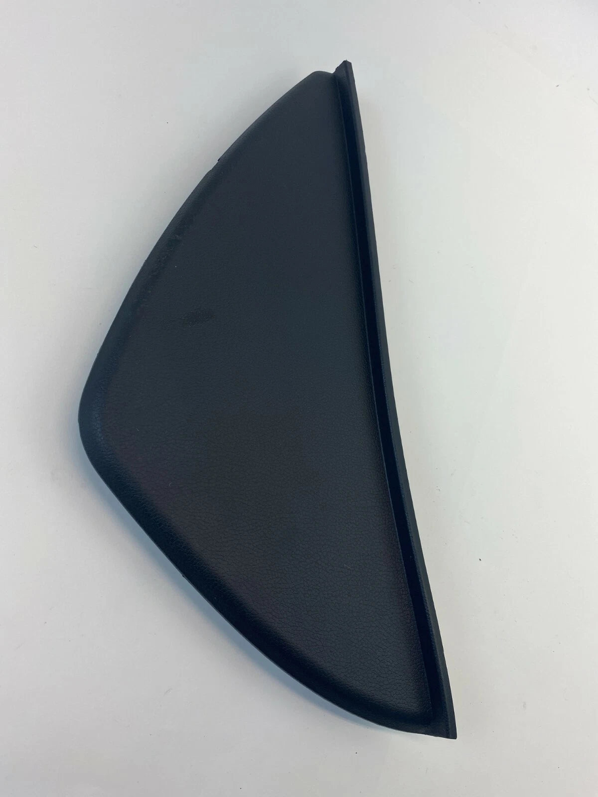 2011-2014 HYUNDAI SONATA FRONT LEFT DRIVER SIDE END CAP DASH COVER TRIM OEM