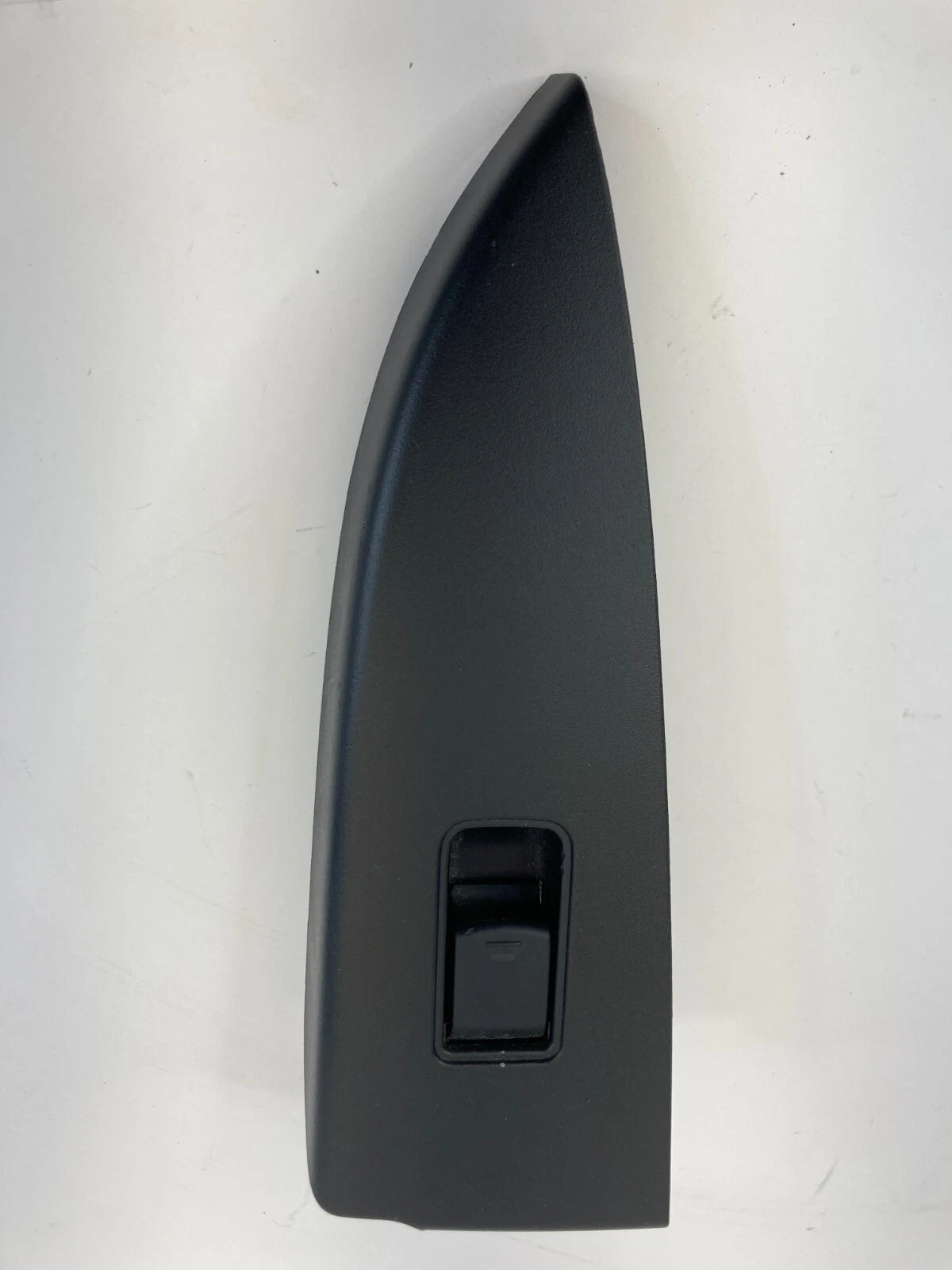2010-2014 SUBARU OUTBACK LEGACY REAR RIGHT DOOR WINDOW CONTROL SWITCH 94263AJ14A