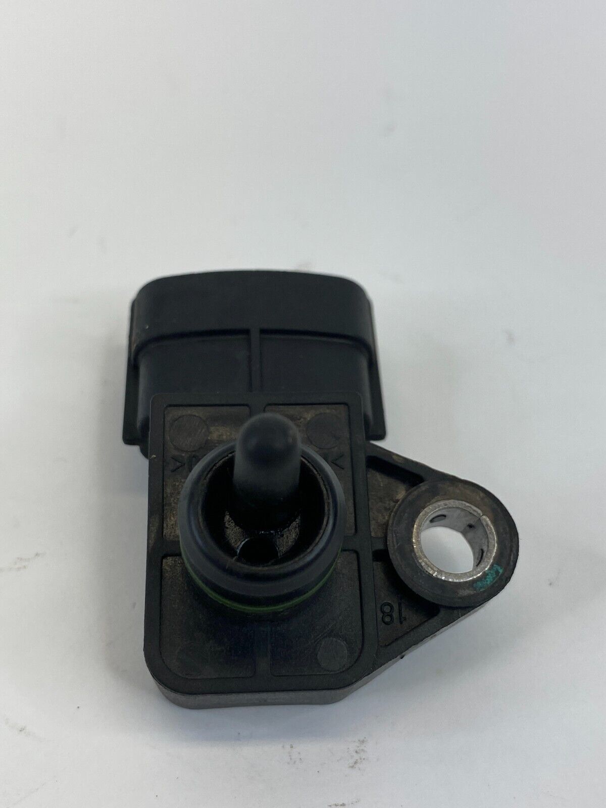 10 11 12 13 14 15 Hyundai Tucson Manifold Pressure MAP Sensor 39300-2B000 OEM