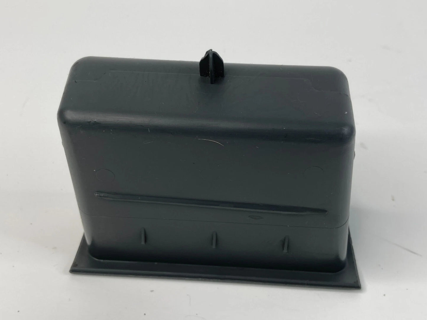 2008-2010 DODGE AVENGER FRONT DASH STORAGE TRAY COMPARTMENT 1000580 OEM