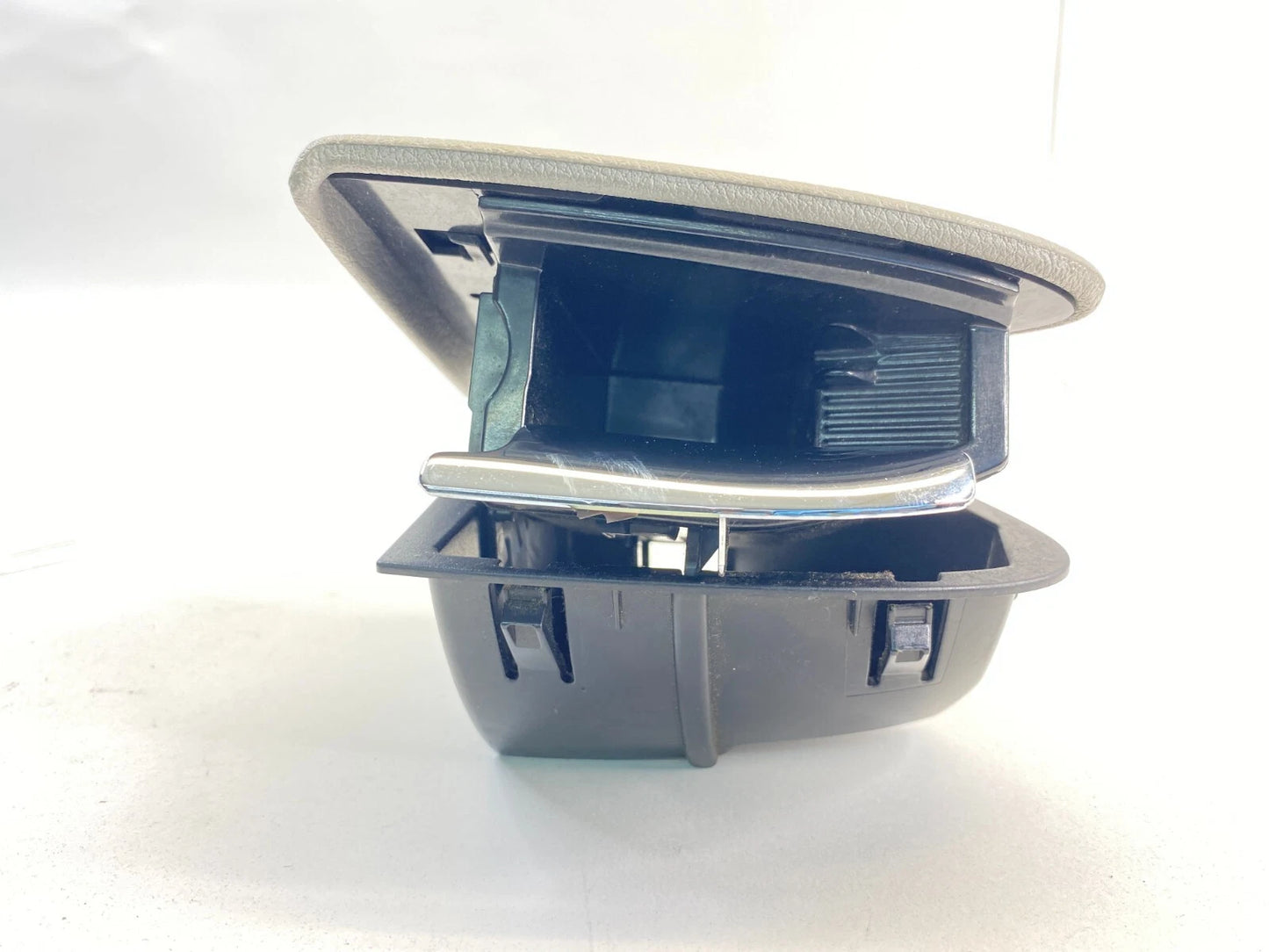 2003-2006 MERCEDES-BENZ E500 REAR LEFT DOOR ASHTRAY COMPARTMENT OEM 2118100730