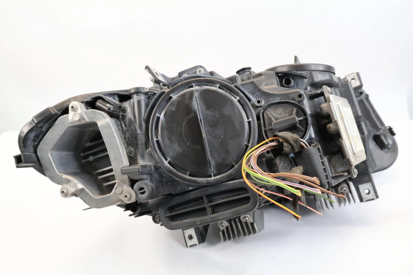 2011-2013 BMW 5 SERIES F10 LEFT DRIVER HEADLIGHT LAMP BI-XENON ADAPTIVE OEM